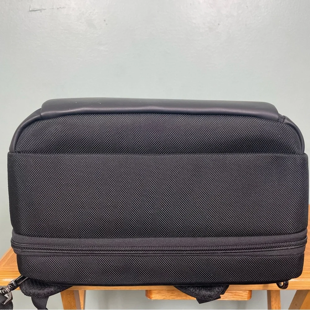 Bopai Camel‎ Mountain The GUI Tech Backpack USB Laptop Waterproof Black